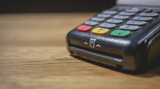 Elige la mejor terminal para cobro con tarjeta en tu negocio
